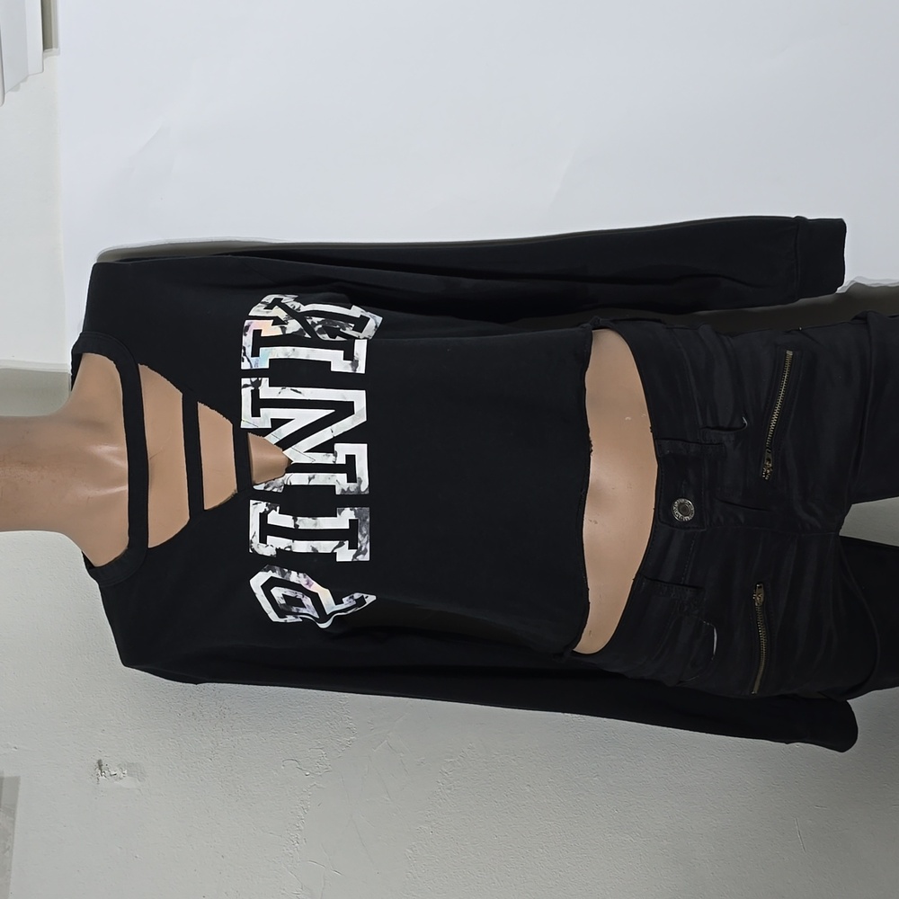 💗PINK Victorias Secret Black Long Sleeve Cut Out Neck Spellout Crop Top